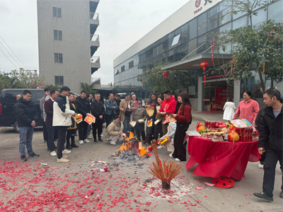 正月初十臺(tái)靈機(jī)電開工大吉，龍騰虎躍啟新程！